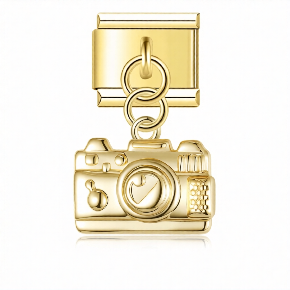 Charm colgante camara dorada